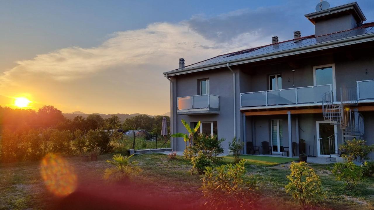 Antica Dimora Dei Gelsi Bed & Breakfast Manerba del Garda Exterior photo