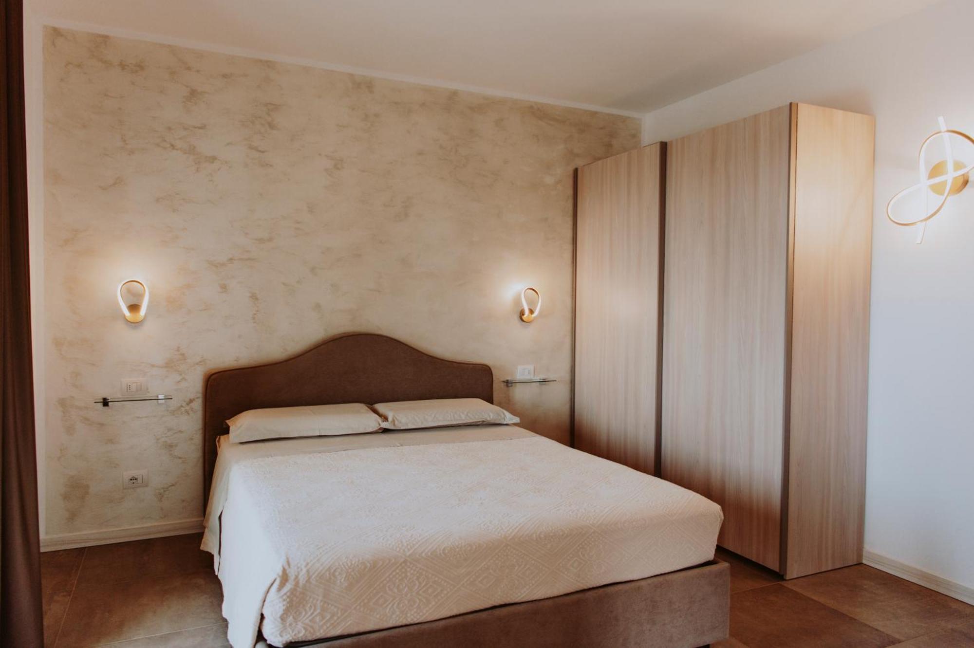 Antica Dimora Dei Gelsi Bed & Breakfast Manerba del Garda Exterior photo